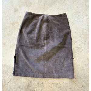 Mossimo Vintage Women's Pencil Skirt Size 2 Brown Suede Side Slit Knee-Length